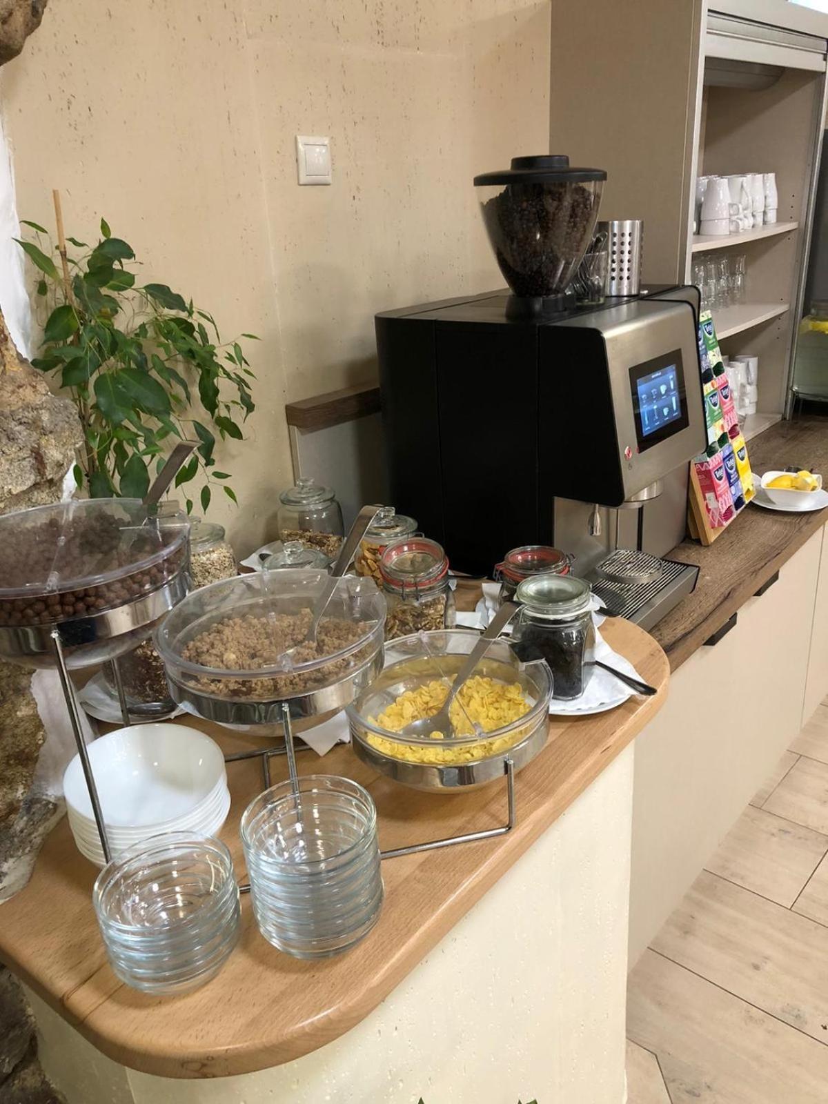 Wellness Hotel Svachovka Mirkovice Bagian luar foto