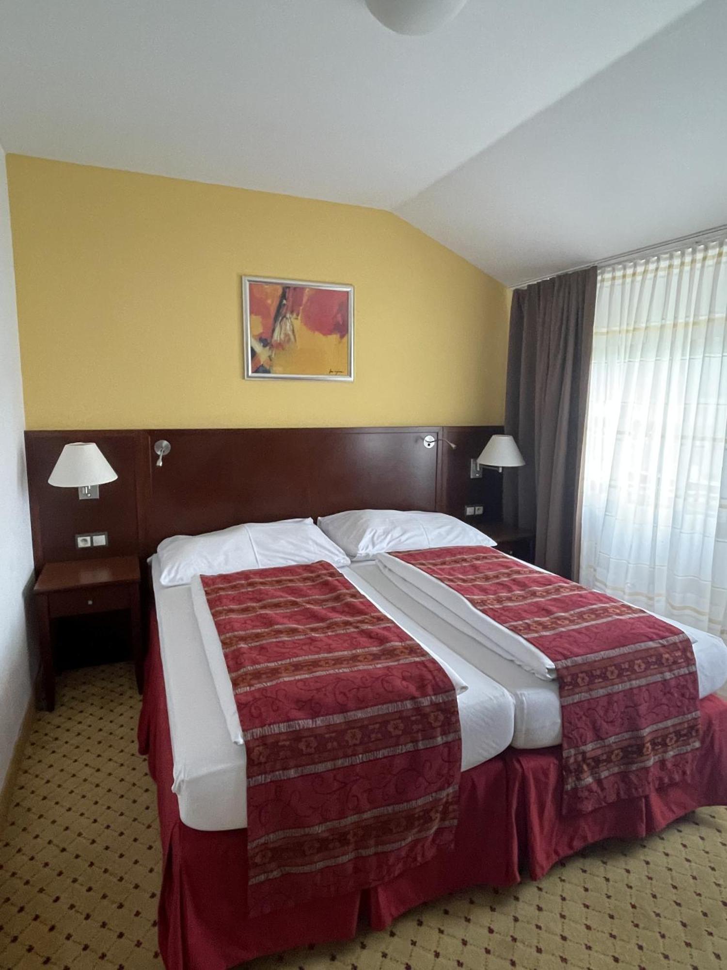 Wellness Hotel Svachovka Mirkovice Bagian luar foto